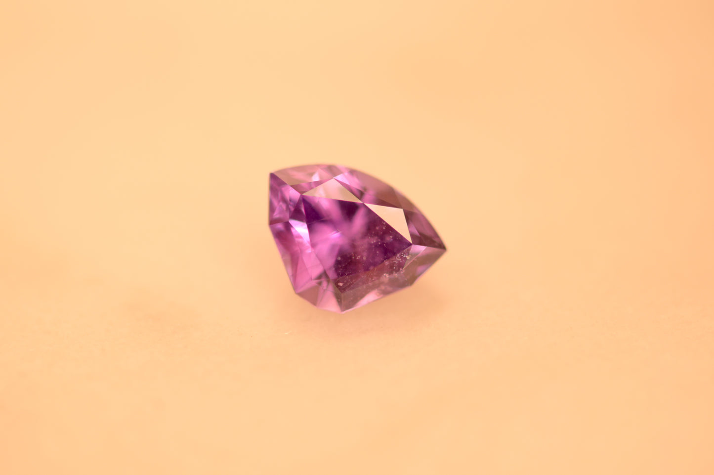 Color-change Sapphire 1.10ct