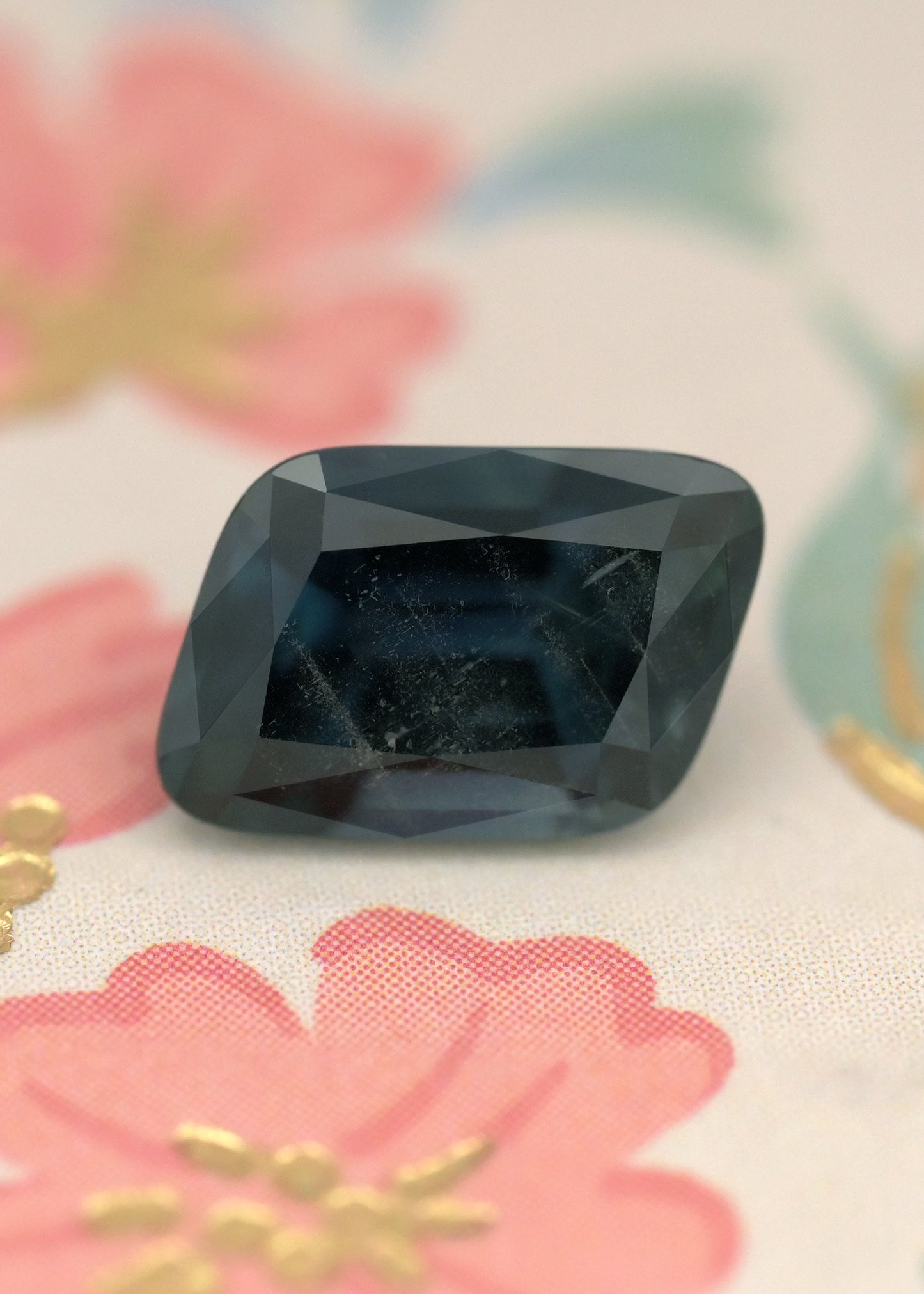Twisted Cushion Sapphire 1.72ct