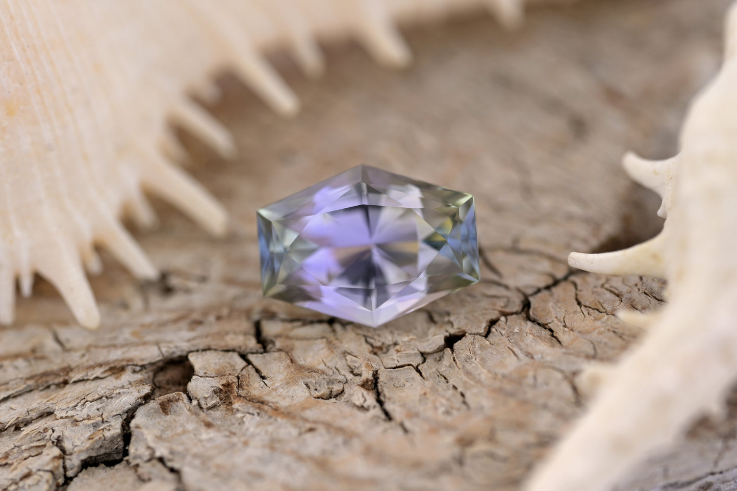 Peacock Tanzanite 2.56ct
