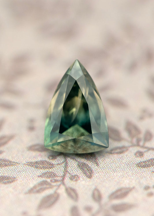 Bi-color Sapphire 1.06ct