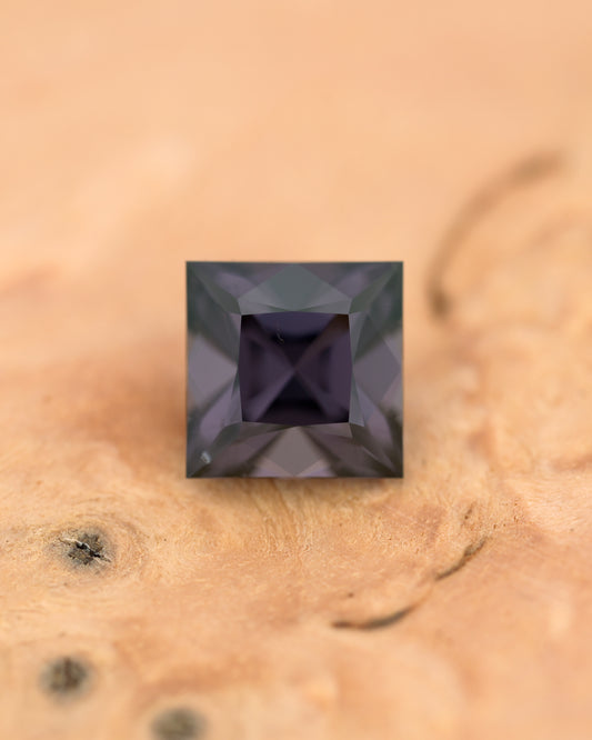 Grey Spinel 1.52ct