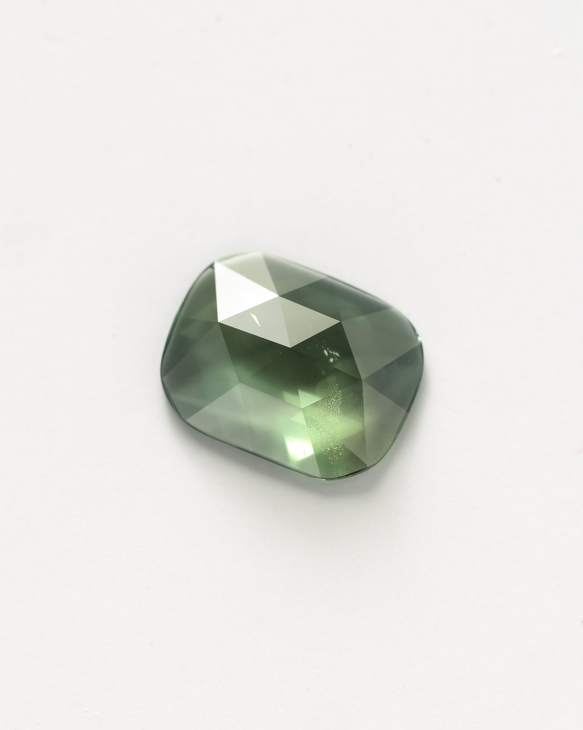 Rose cut Sapphire 0.86ct