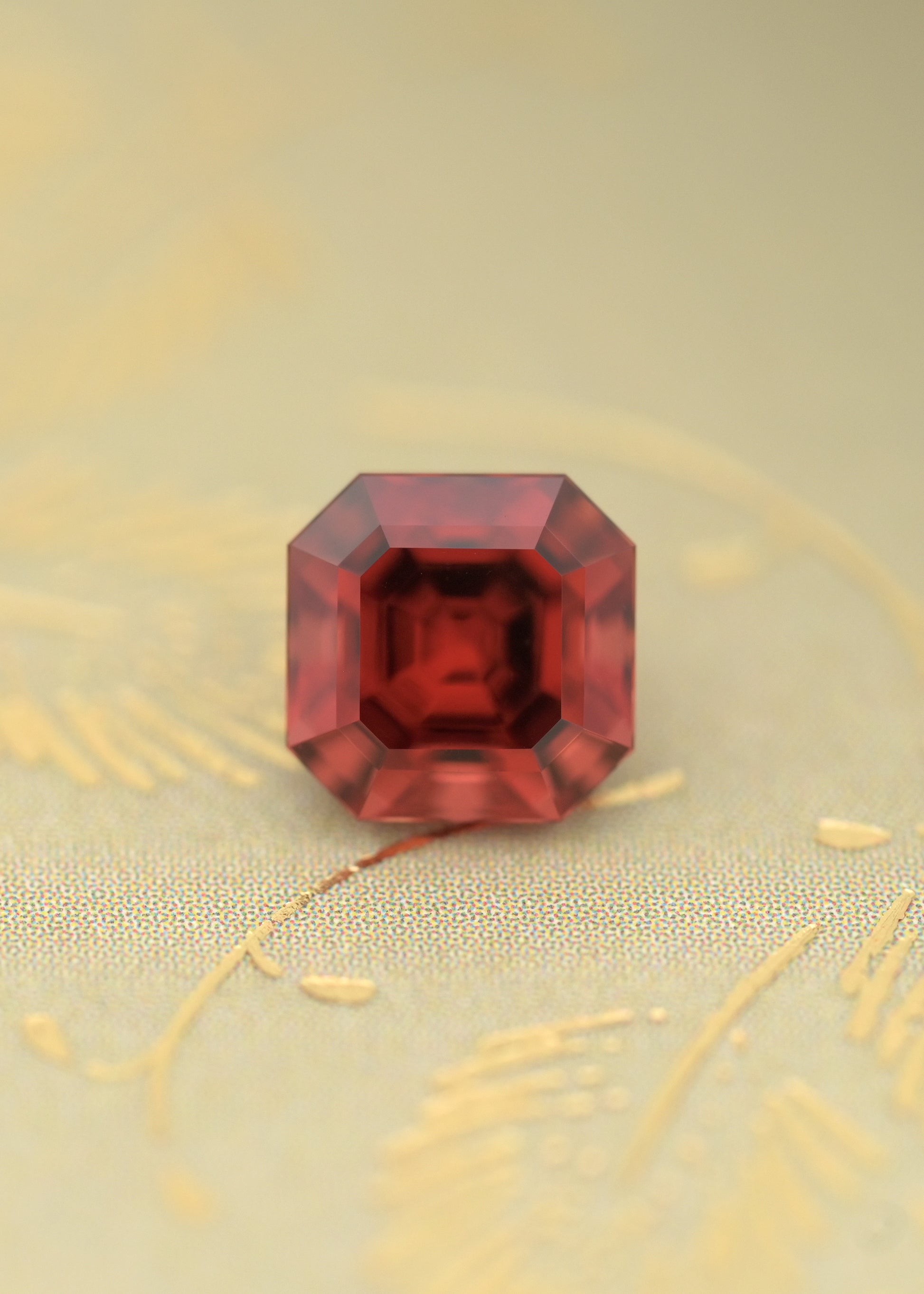 Asscher cut Garnet 0.95ct