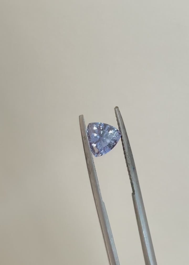 Violet Sapphire 1.55ct