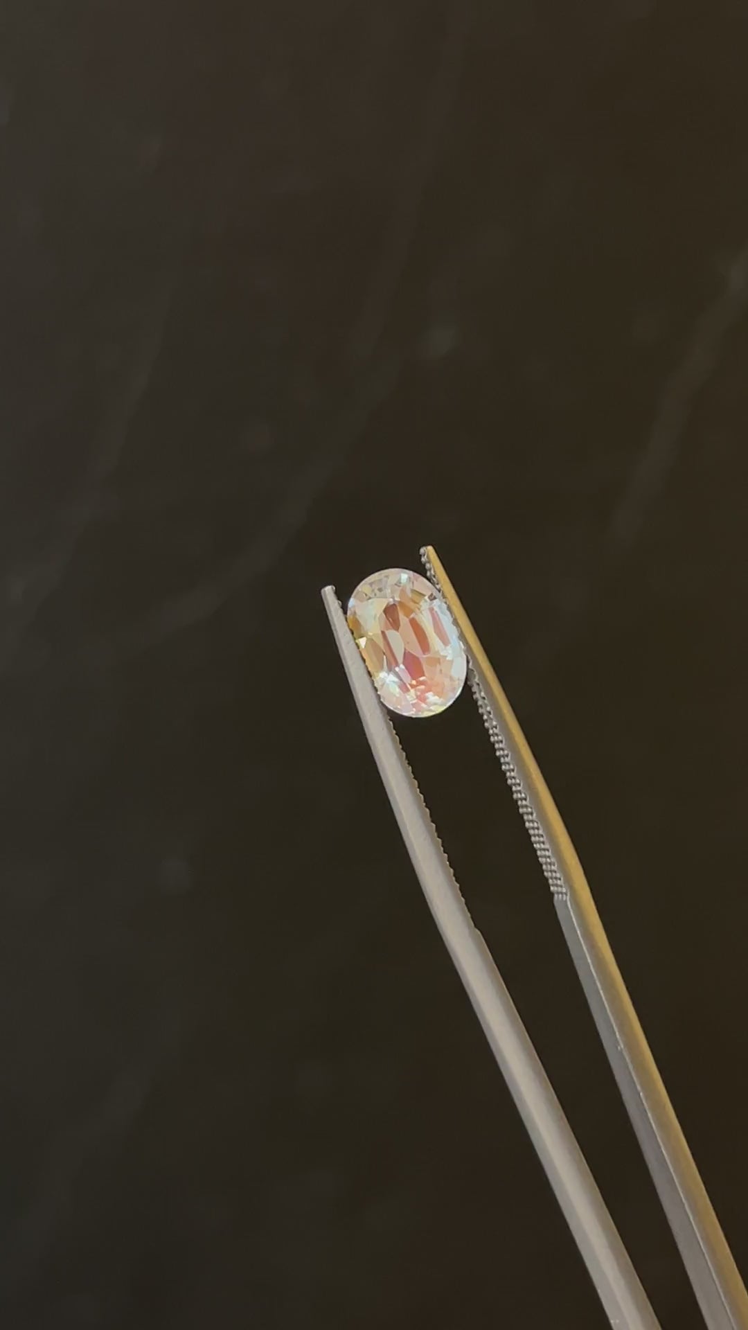 Rainbow Moonstone 1.32ct