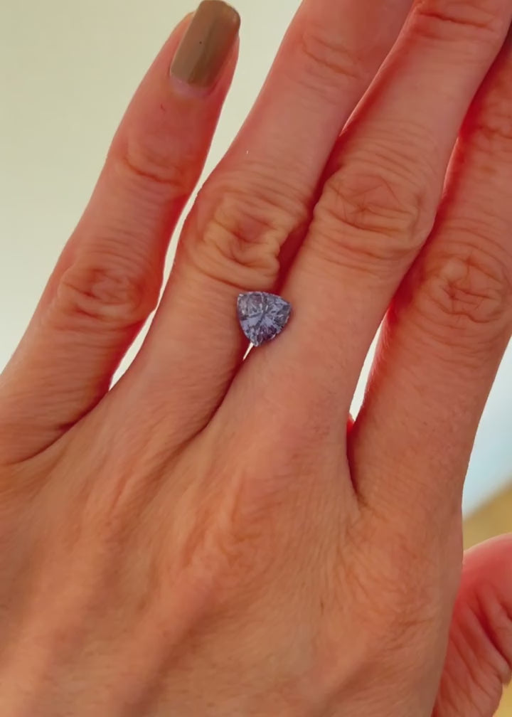 Violet Sapphire 1.55ct