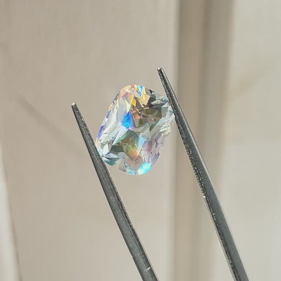 Rainbow Moonstone 6.48ct