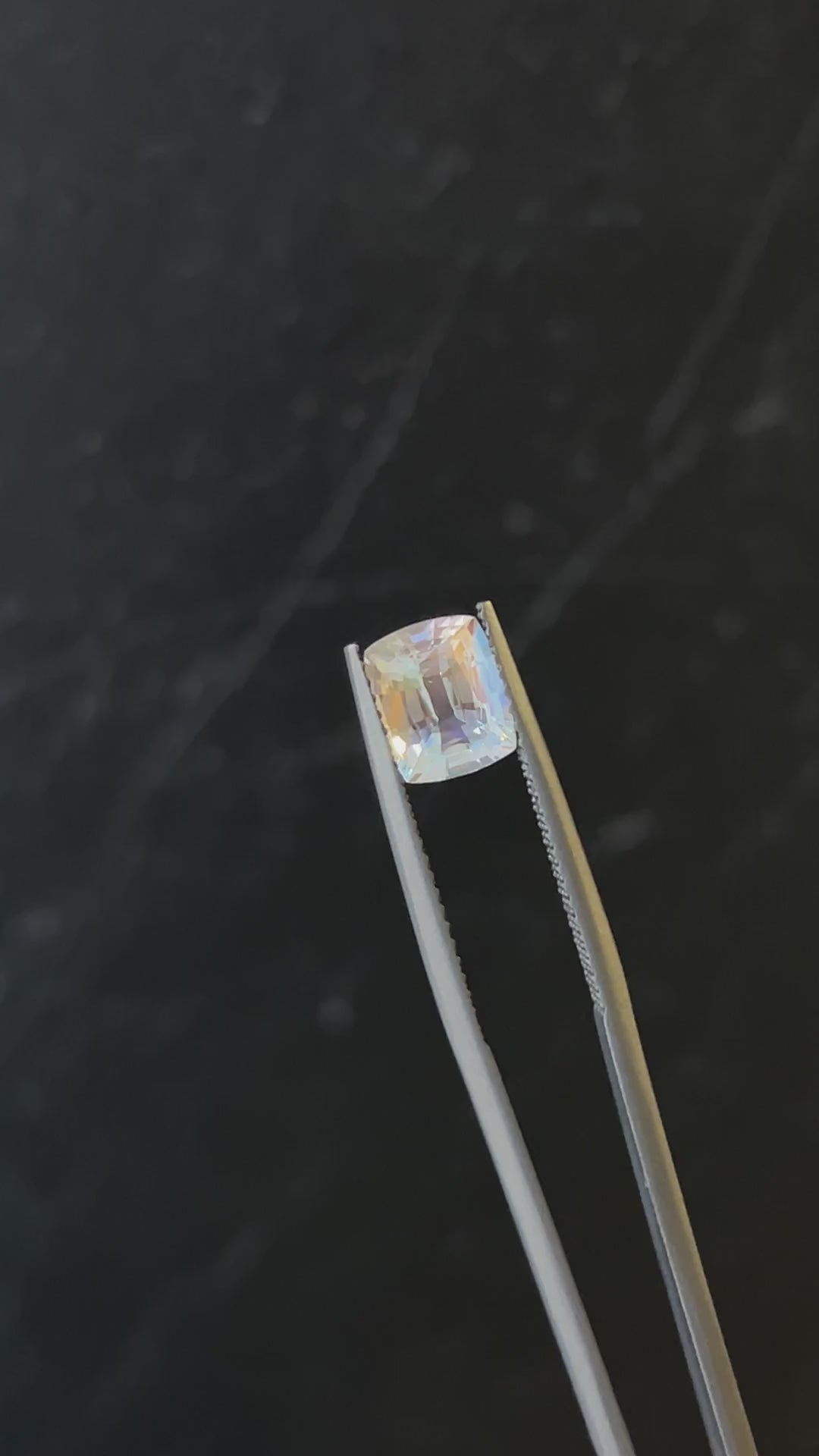 Rainbow Moonstone 1.36ct