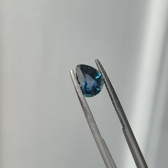 Teal Sapphire 1.72ct