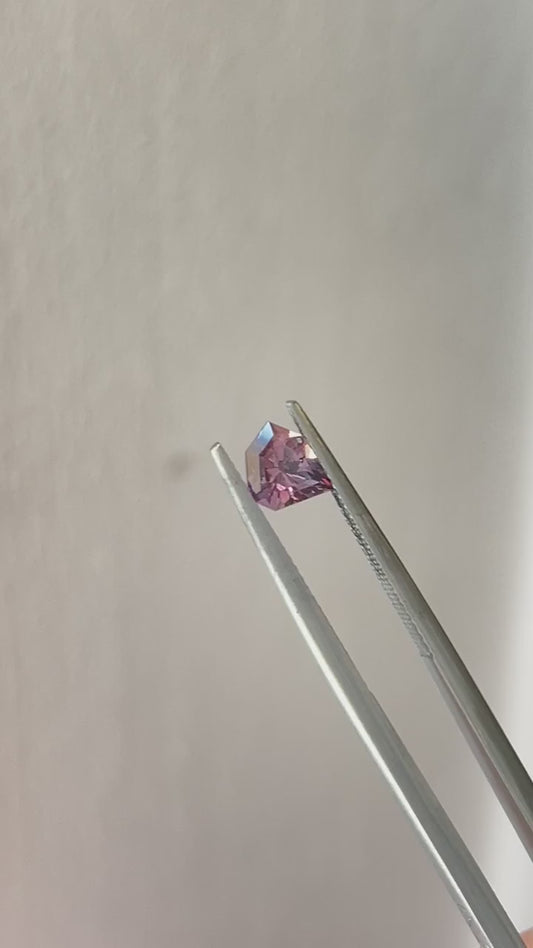 Umba Sapphire 0.95ct
