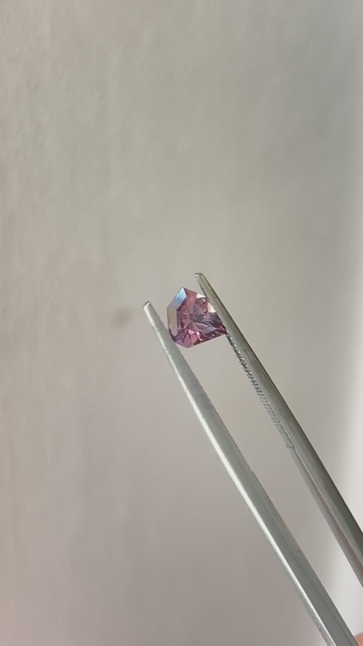 Umba Sapphire 0.95ct