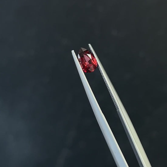 Garnet pair 1.56ct