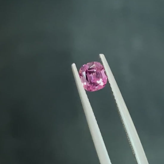 Mismatch Garnet pair 1.95ct
