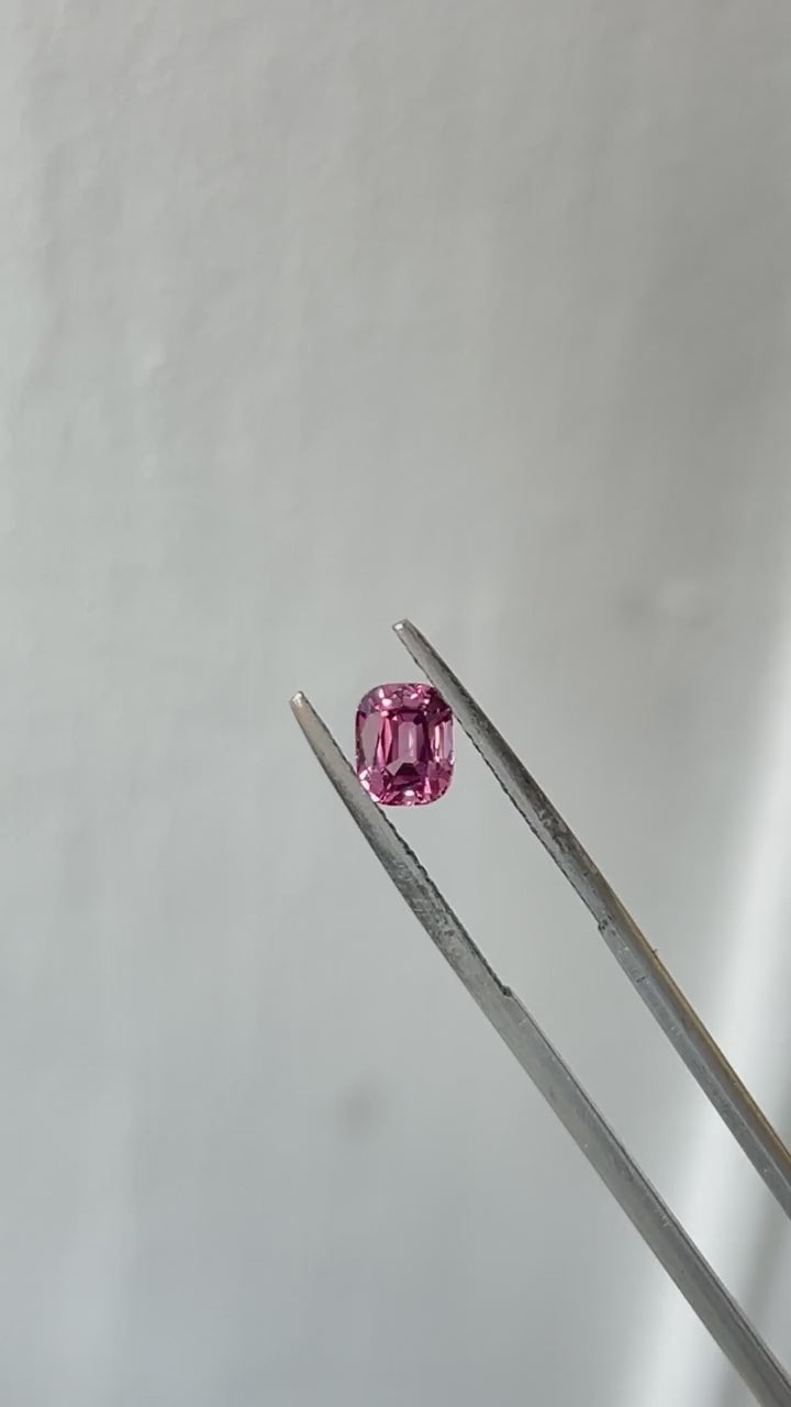 Garnet pair 1.97ct