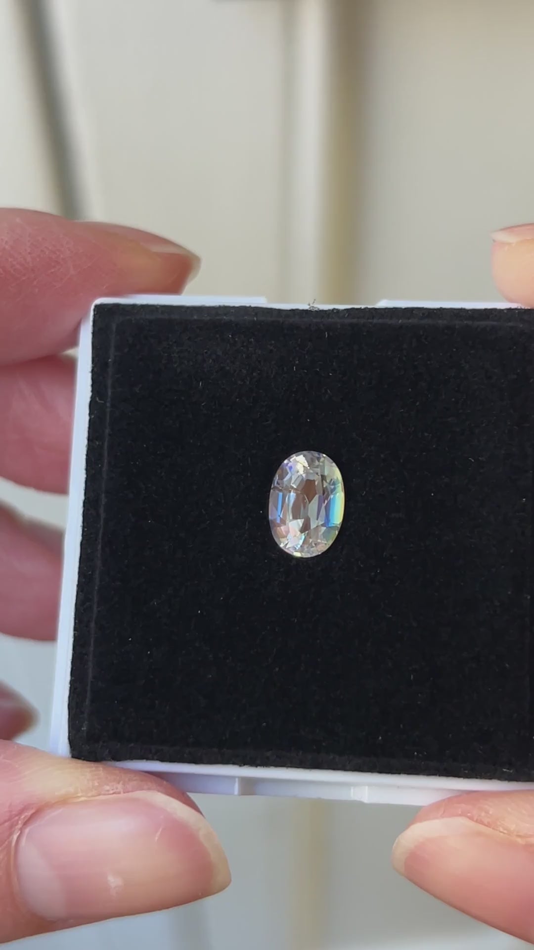 Rainbow Moonstone 1.32ct