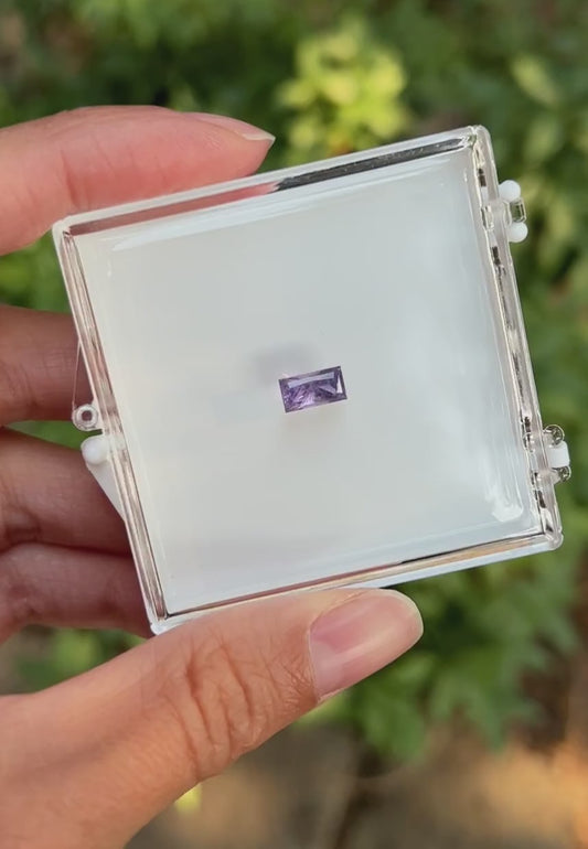 Color-Change Sapphire 1.40ct