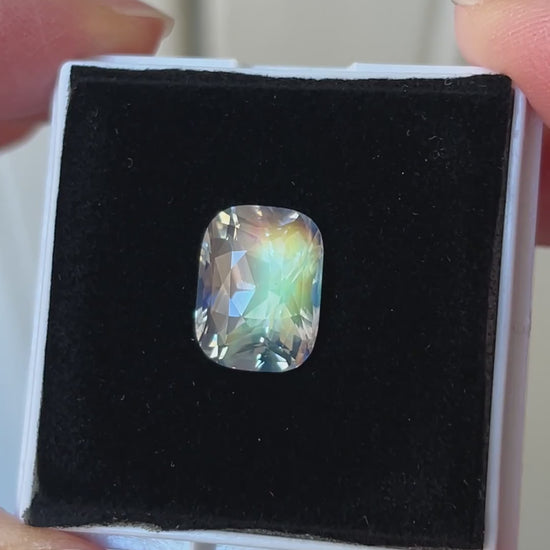 Rainbow Moonstone 6.48ct